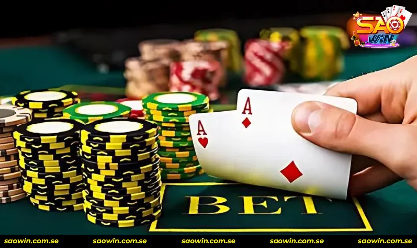 Cách chia bài đơn giản trong Poker Texas Hold’em