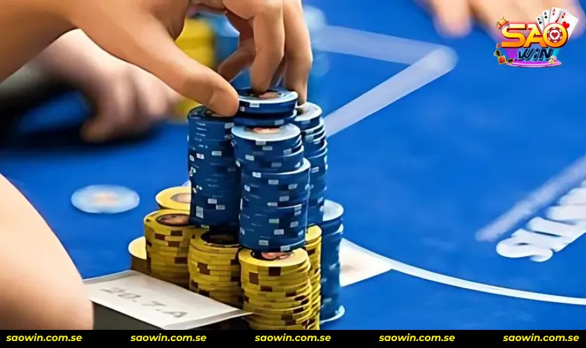 Đánh giá cơ hội thắng khi sử dụng cách tính xác suất outs và odds trong poker